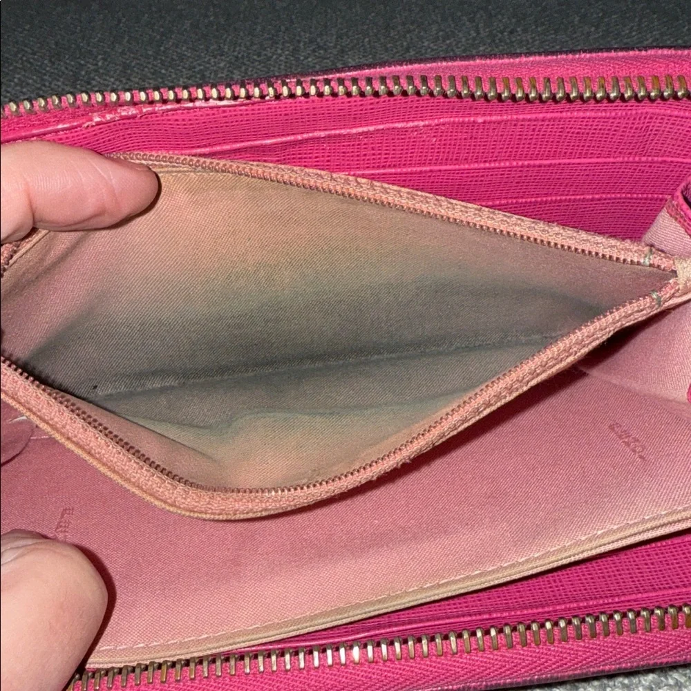 Fendi Logo Authentic Zippy Zucca Spalmati Wallet Pink